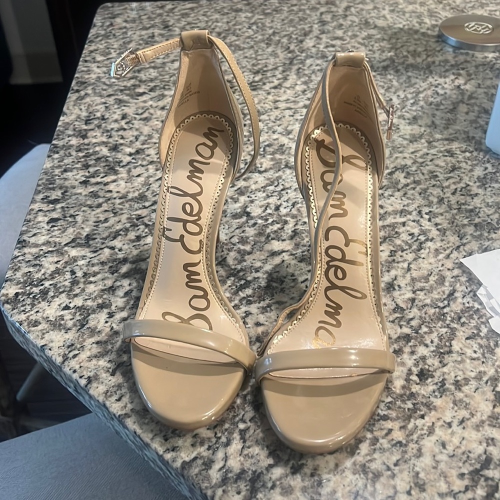 Barely wrong Sam Edelman Nude High Heels